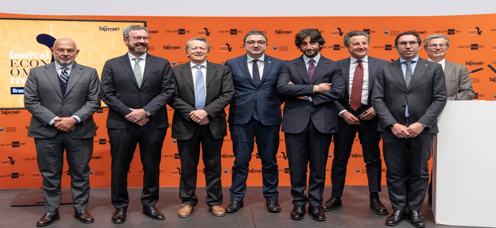 Al Festival dell'Economia "Il mondo che (non)cambia": nella foto ci sono solo uomini